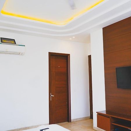Hotel Ls 21 Badshahpur 外观 照片