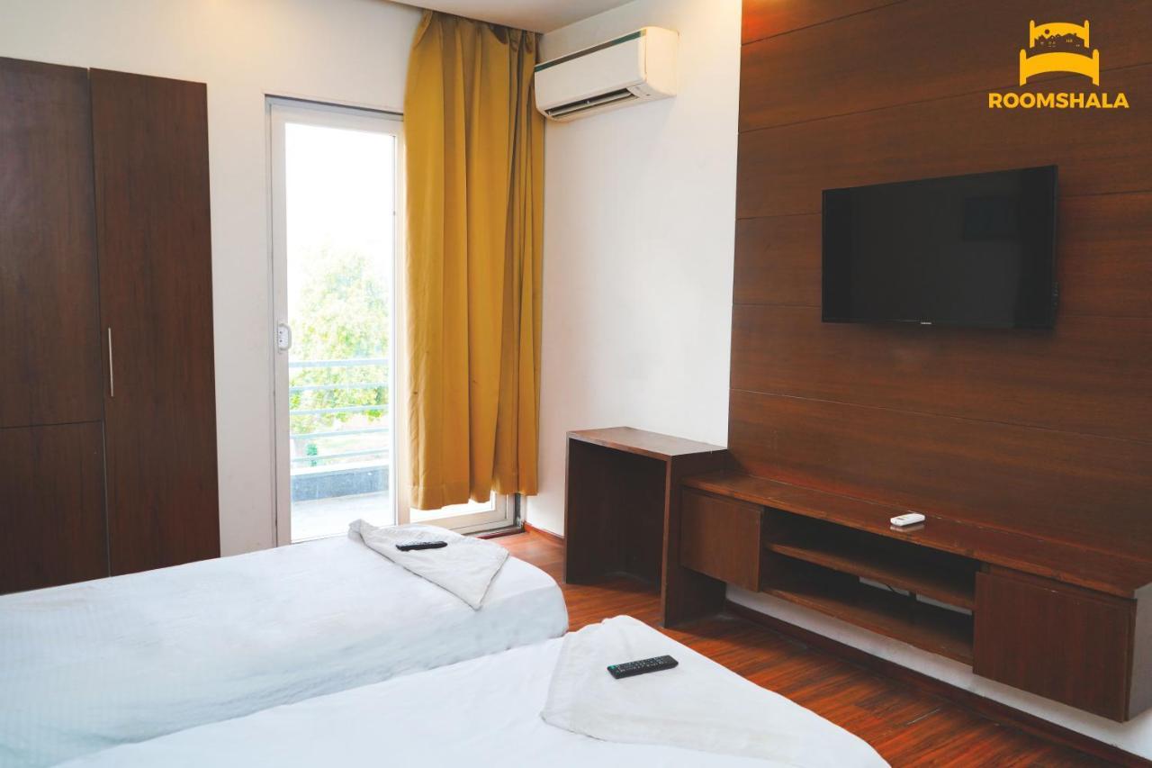 Hotel Ls 21 Badshahpur 外观 照片